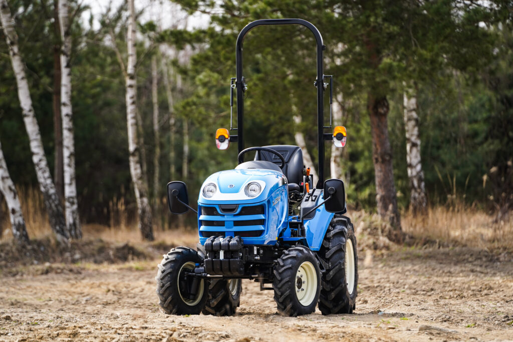 Mini Traktor LS XJ25 :: LS Tractor :: Traktor.com.pl