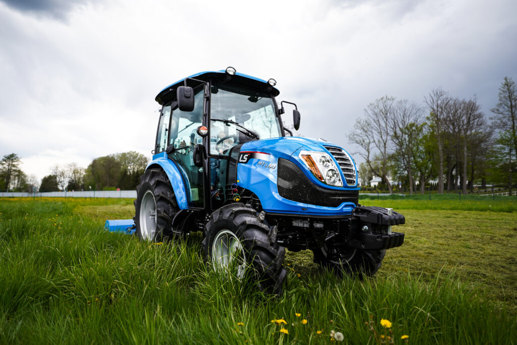 Ciągnik do koszenia trawy LS Tractor MT 3.60 :: LS-Traktor.pl