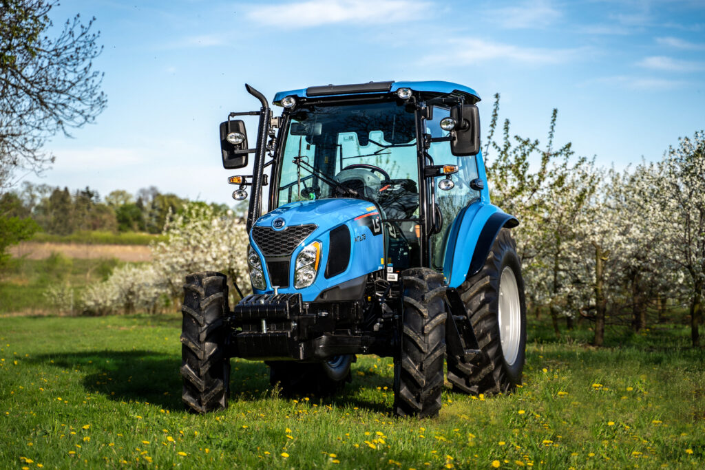 Zadbaj o swój sad z LS Tractor :: LS-Traktor.pl