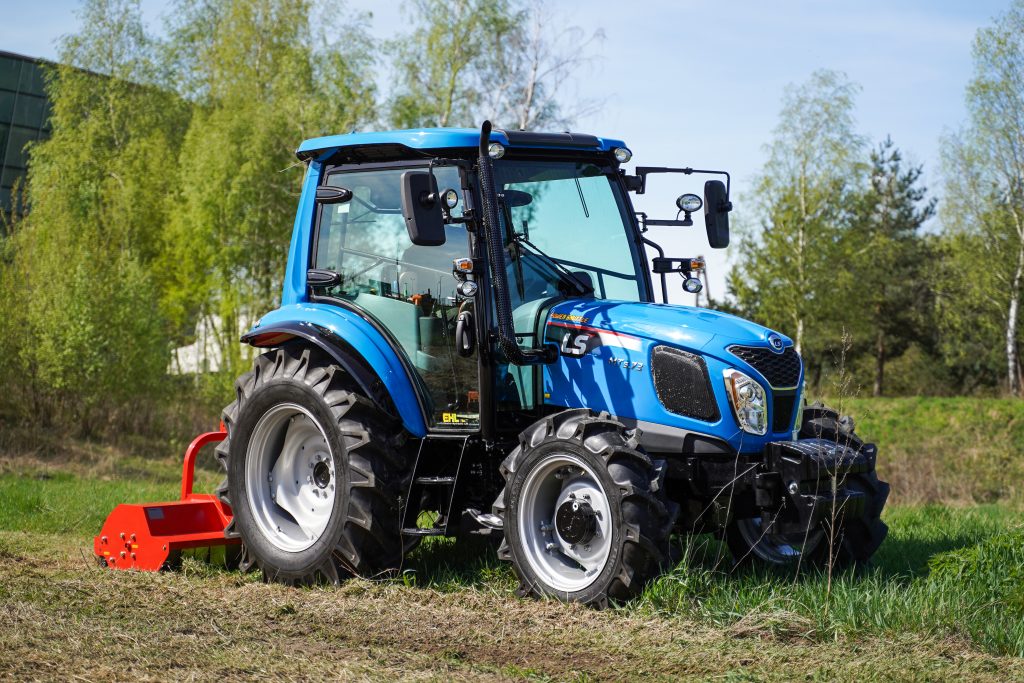 LS Tractor MT 5.73 - przyglądamy się mu bliżej :: LS-Traktor.pl