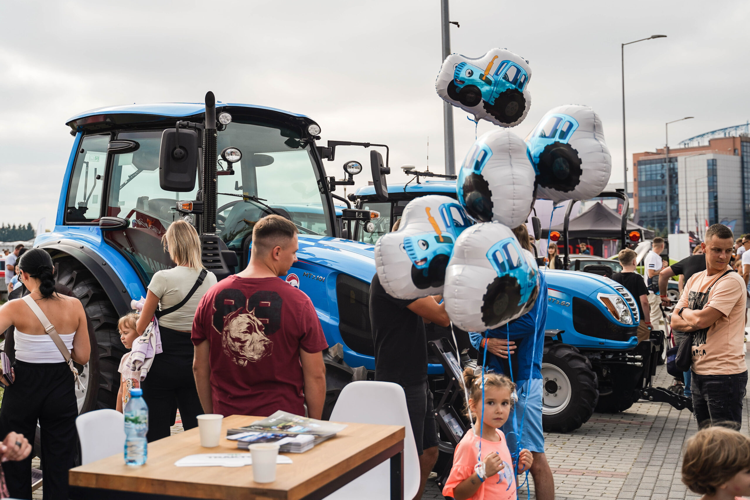 Pierwsze w Polsce DRIFT DOŻYNKI z LS Tractor – Speed Show 2024 Rzeszów