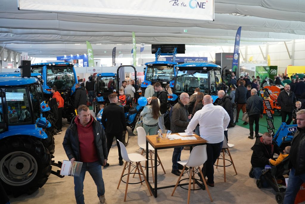 3 miejsce w Polsce do 70KM - Agrotech Kielce 2025 :: LS-Traktor.pl