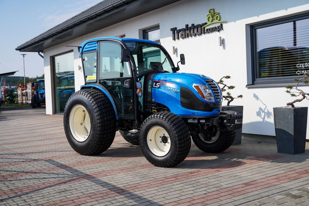 Takiego ciągnika jeszcze nie widziałeś! - LS Tractor MT 3.50 :: Traktor.com.pl